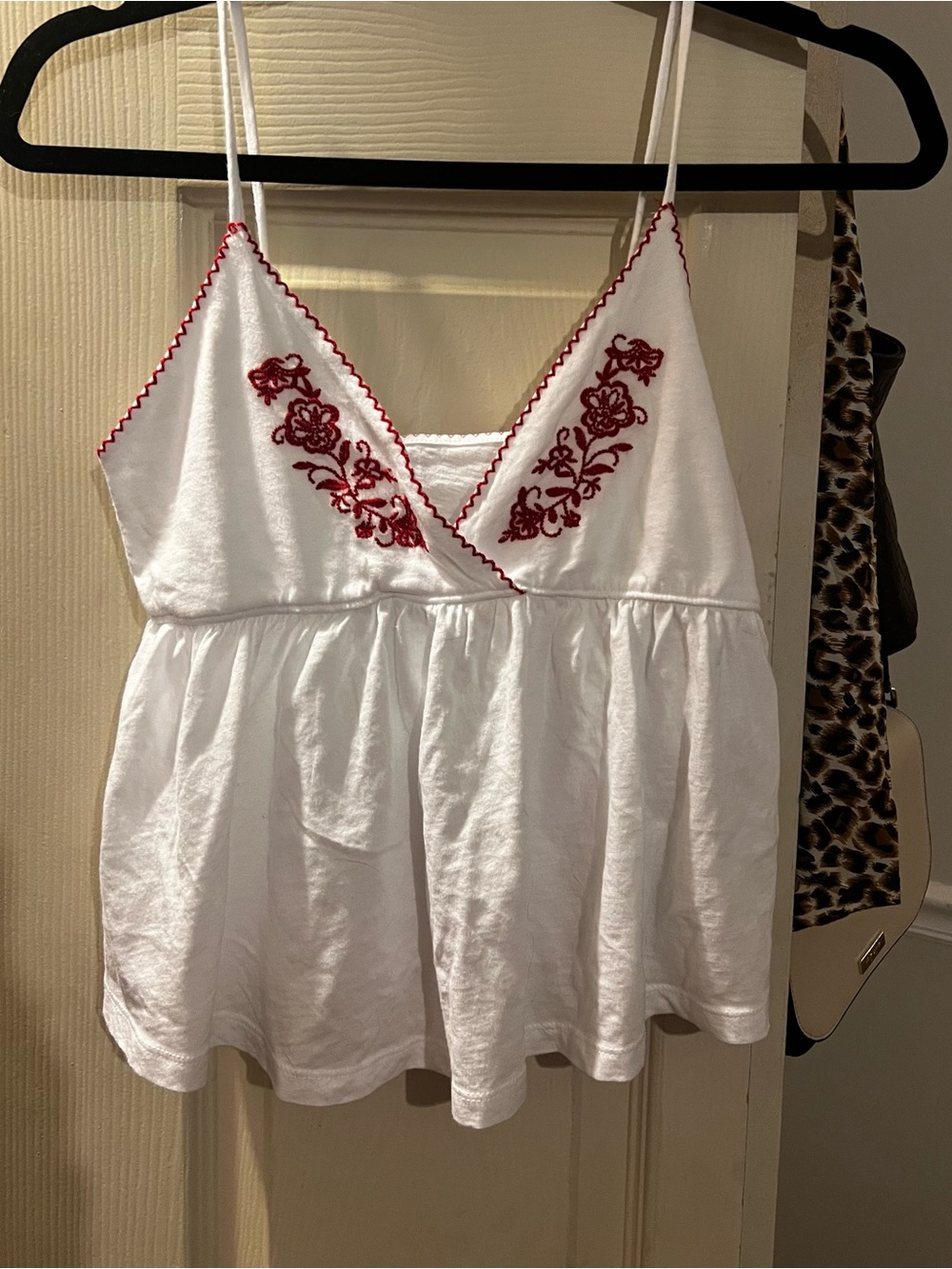 American Eagle Outfitters White Camisole Size Small